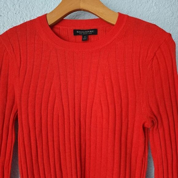 Banana Republic 100% merino wool long sleeve crewneck sweater - Picture 4 of 8